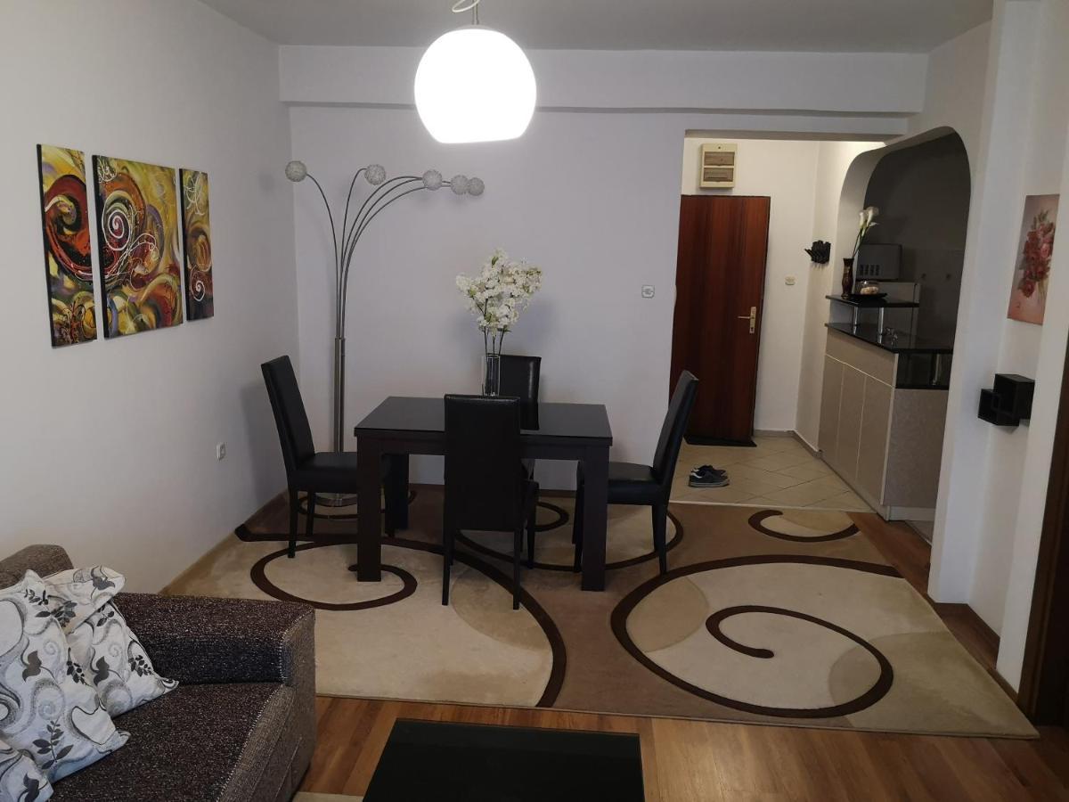 Hello Apartment Skopje Exteriör bild